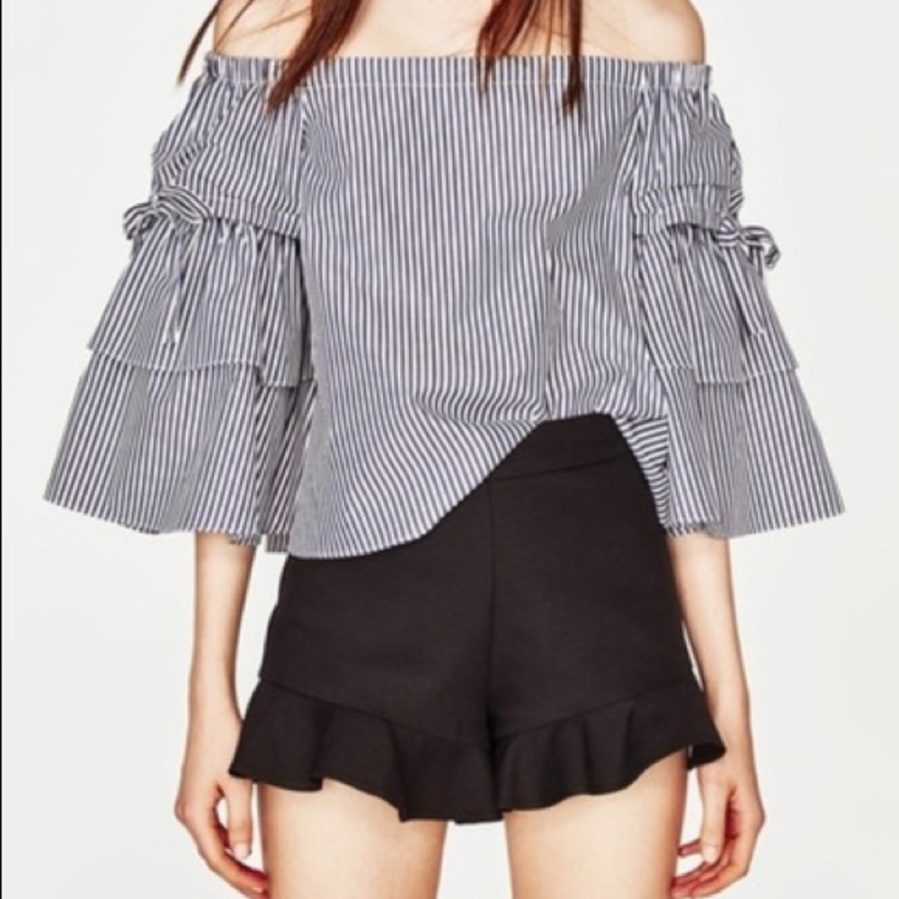 ZARA RUFFLE SHORTS